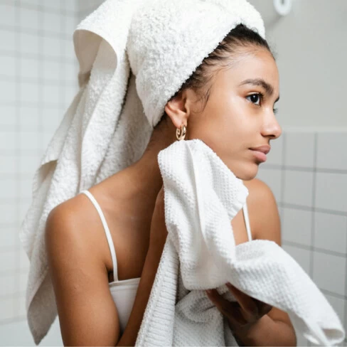 URIAGE Hyséac Purifying Cleansing Cream Oily Skin Face And Body - Image 2